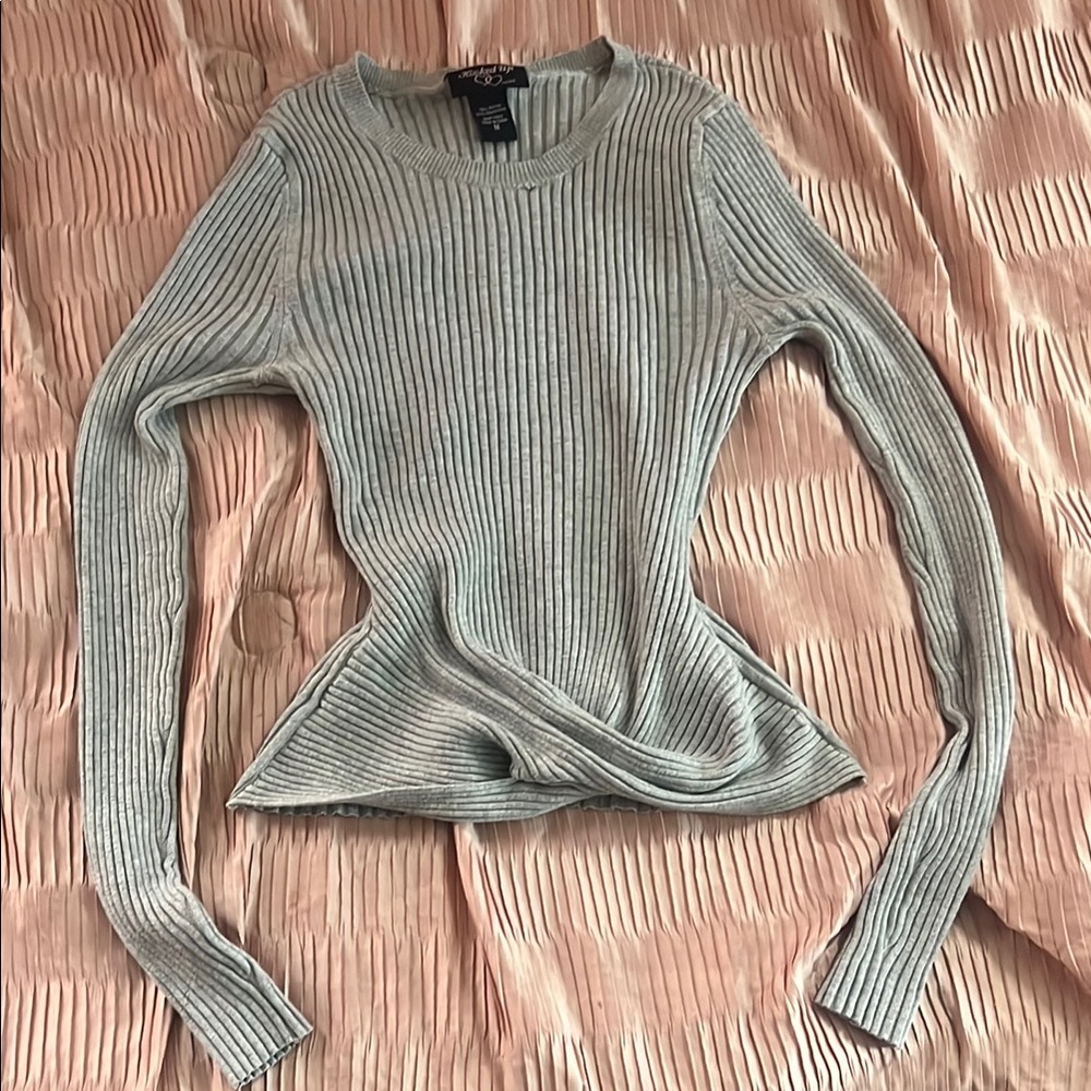 Hooked up Gray Ribbed Crew Neck Sweater